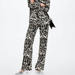 NWT MANGO Satin printed pants NEW